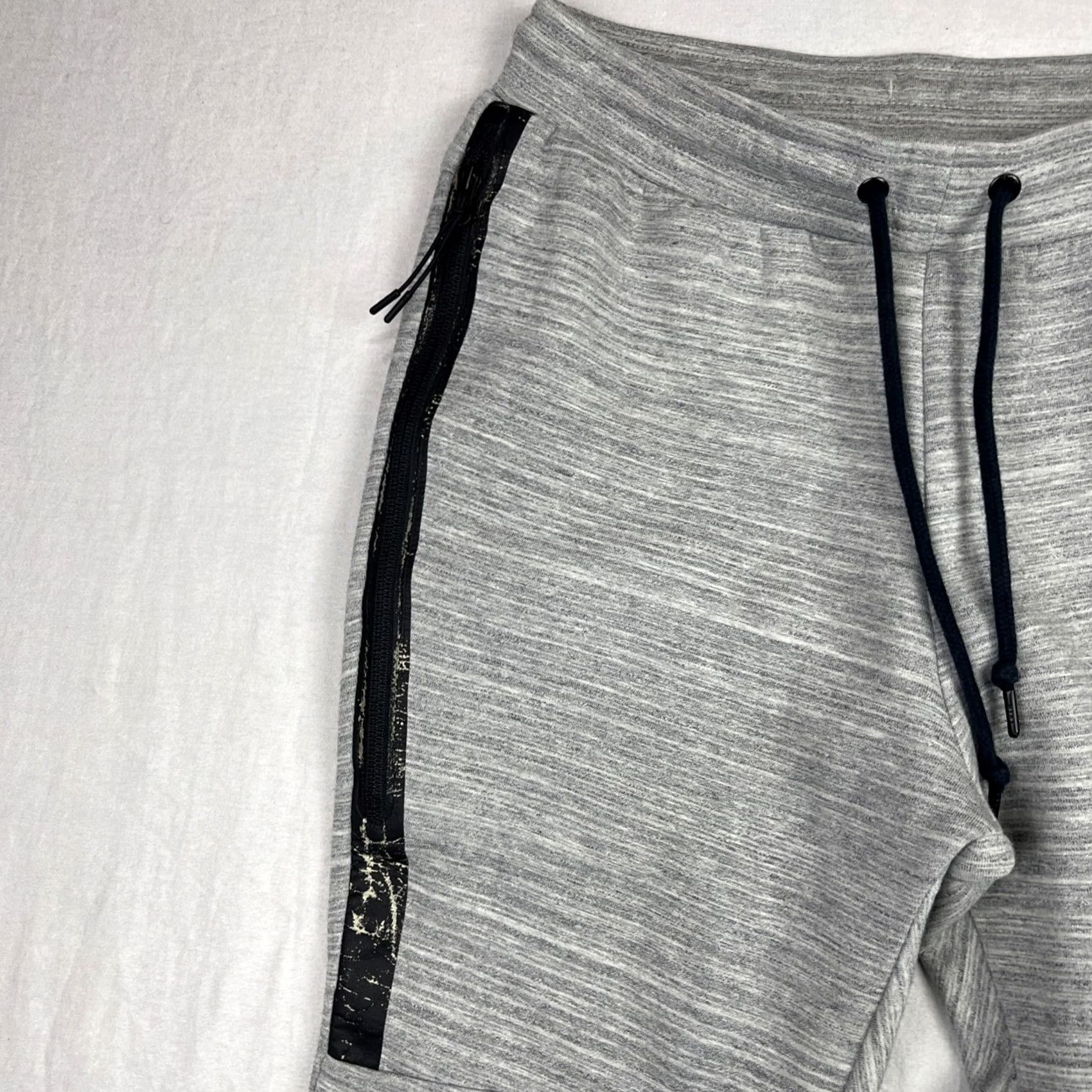 Nike Nike Tech Fleece Pants Mens Small Gray Joggers Tapered Heather Gym 585204-063 Size US 29 - 7 Thumbnail