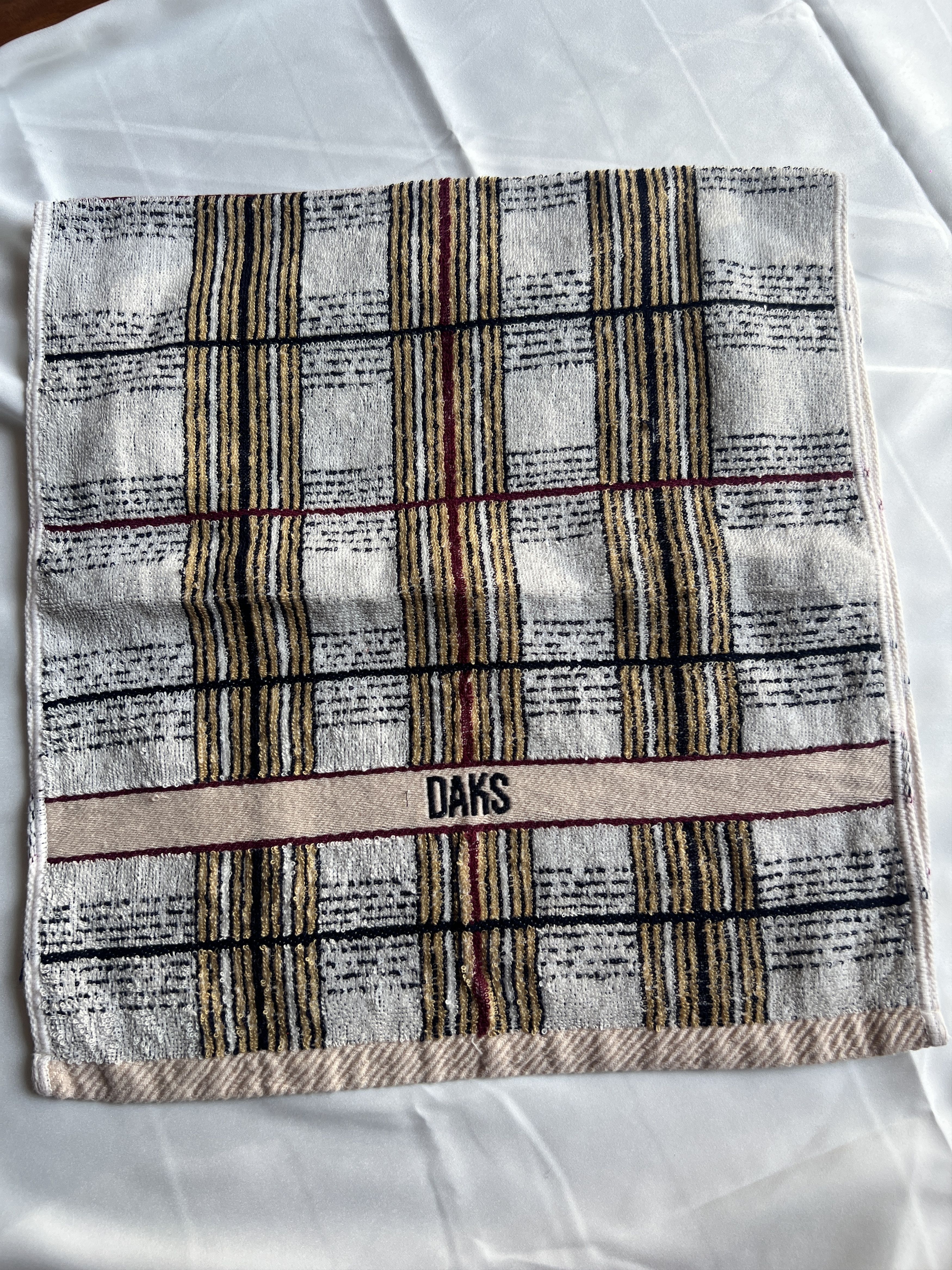 DAKS Authentic DAKS hand towel Size ONE SIZE - 3 Thumbnail
