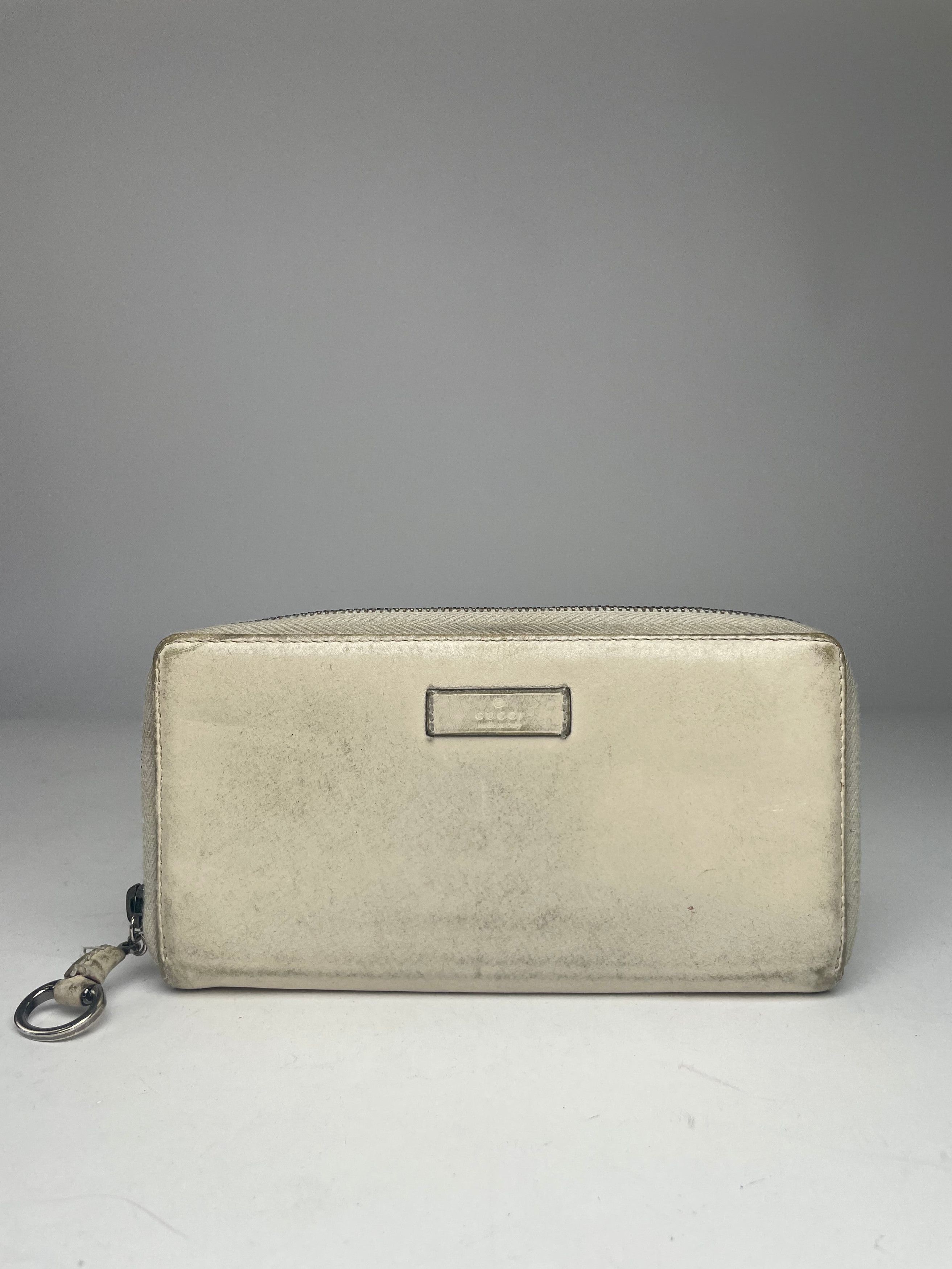 Gucci Vintage Leather Wallet White Size ONE SIZE - 1 Thumbnail