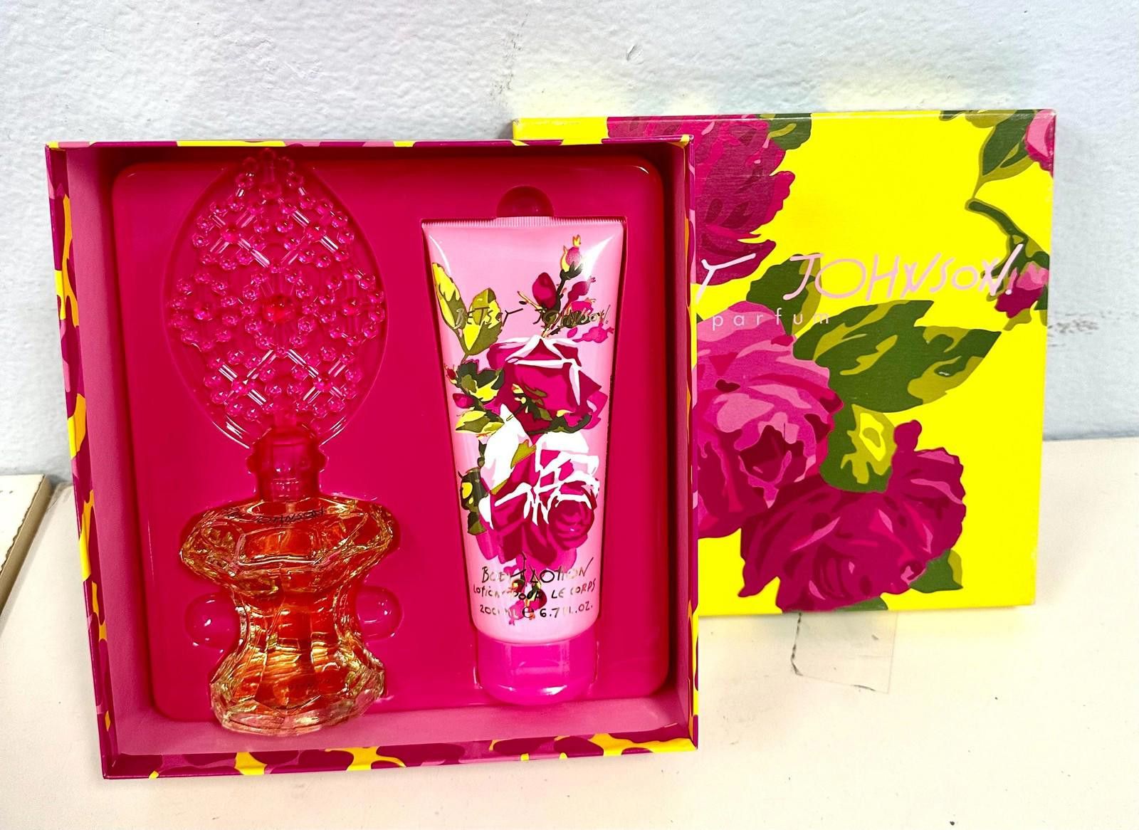 Designer Betsy Johnson 2pcs Perfume Set for women Size ONE SIZE - 1 Preview