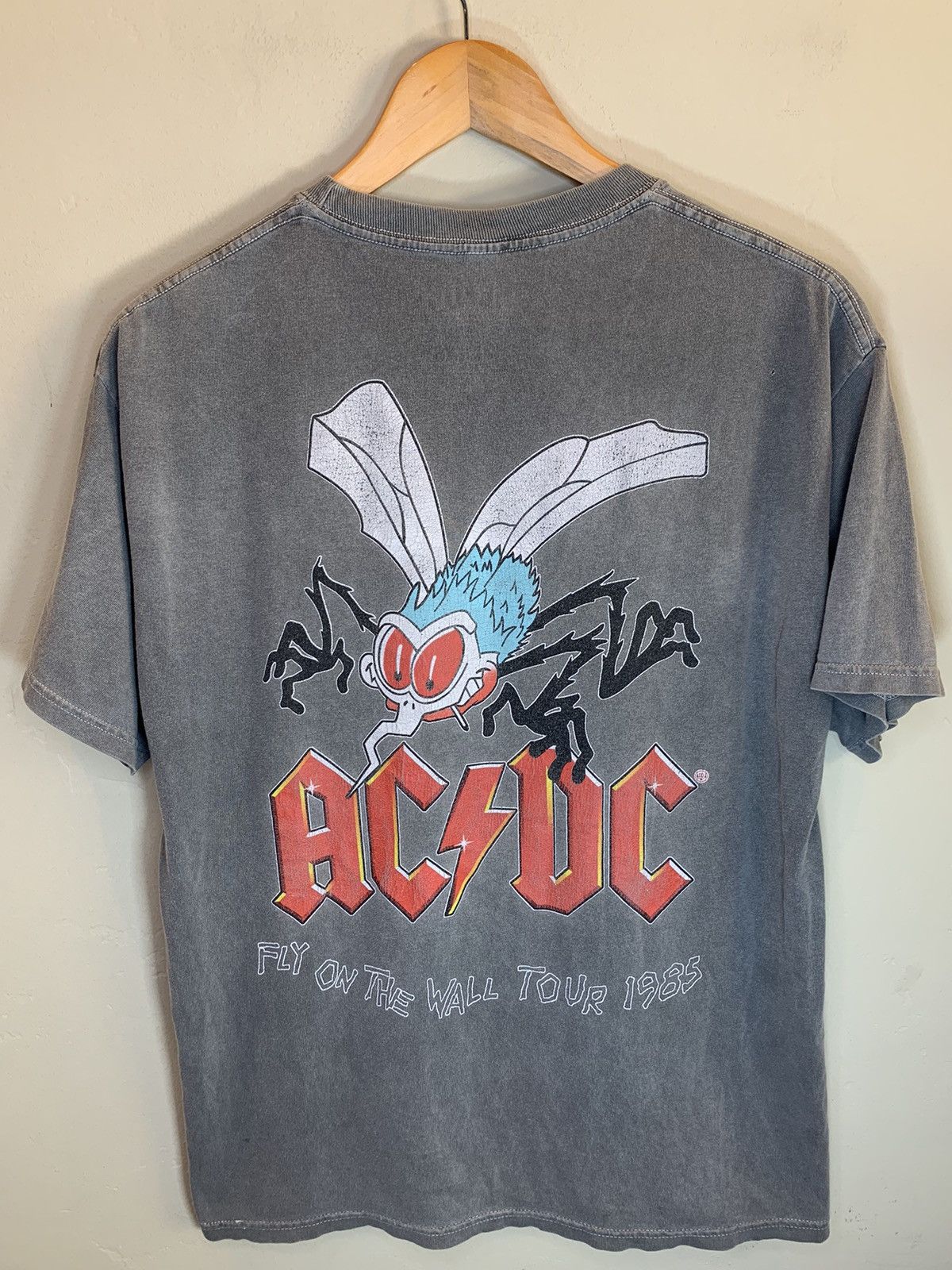 AC/DC *RARE* AC/DC Fly On The Wall Tour Band Faded 1985 2022 Shirt Size US M / EU 48-50 / 2 - 1 Thumbnail