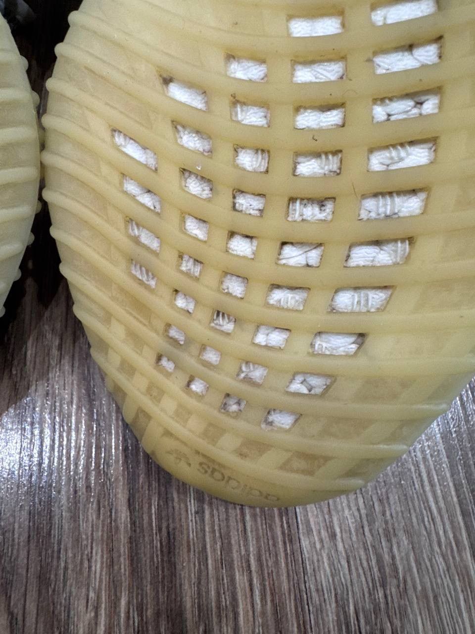Adidas ADIDAS YEEZY BOOST 350 V2 STATIC REFLECTIVE Size US 5.5 / EU 38 - 18 Thumbnail