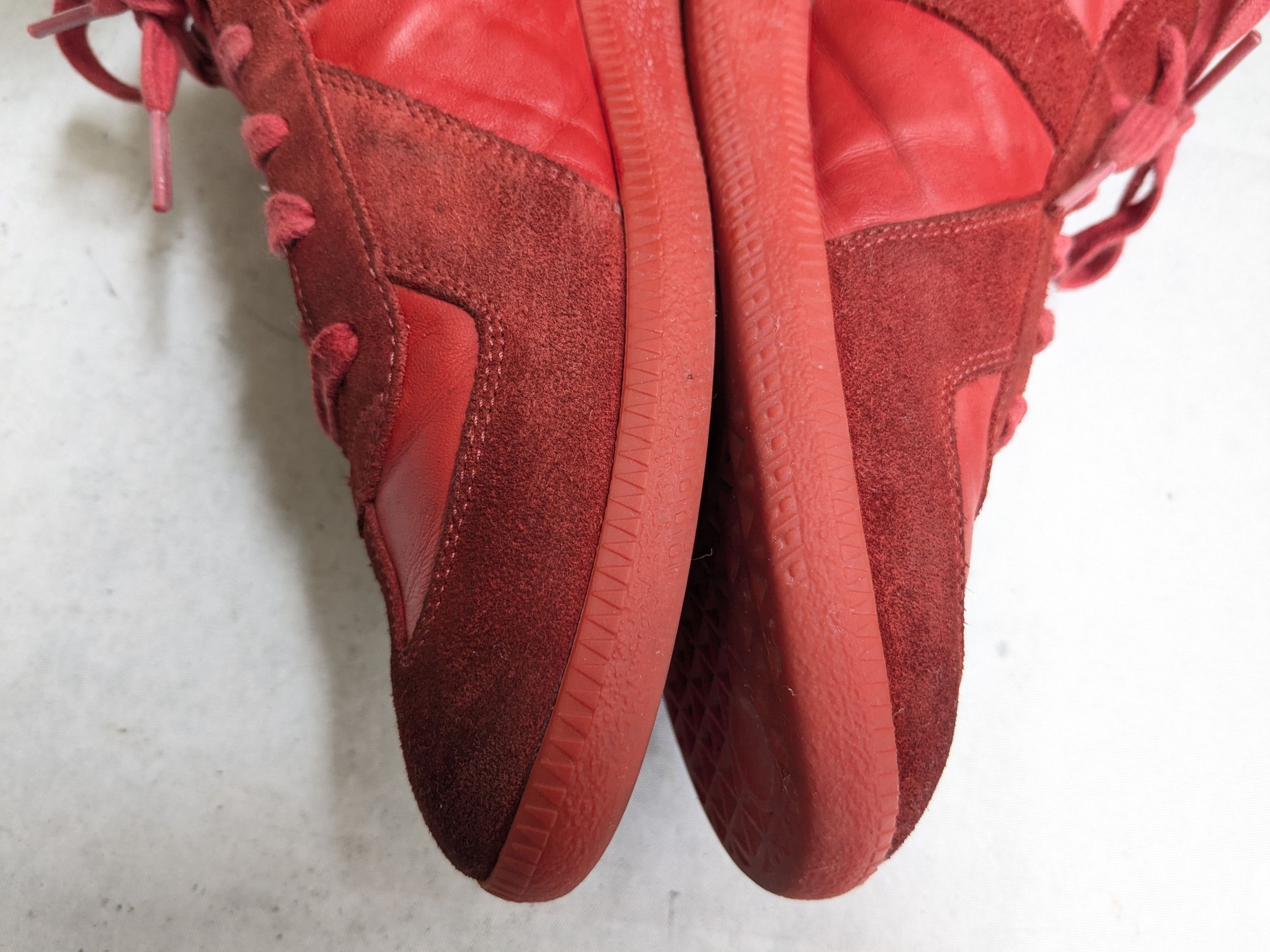 Maison Margiela Maison Margiela Replica GAT Red 10.5 43.5 Low Tops Size US 10.5 / EU 43-44 - 13 Thumbnail