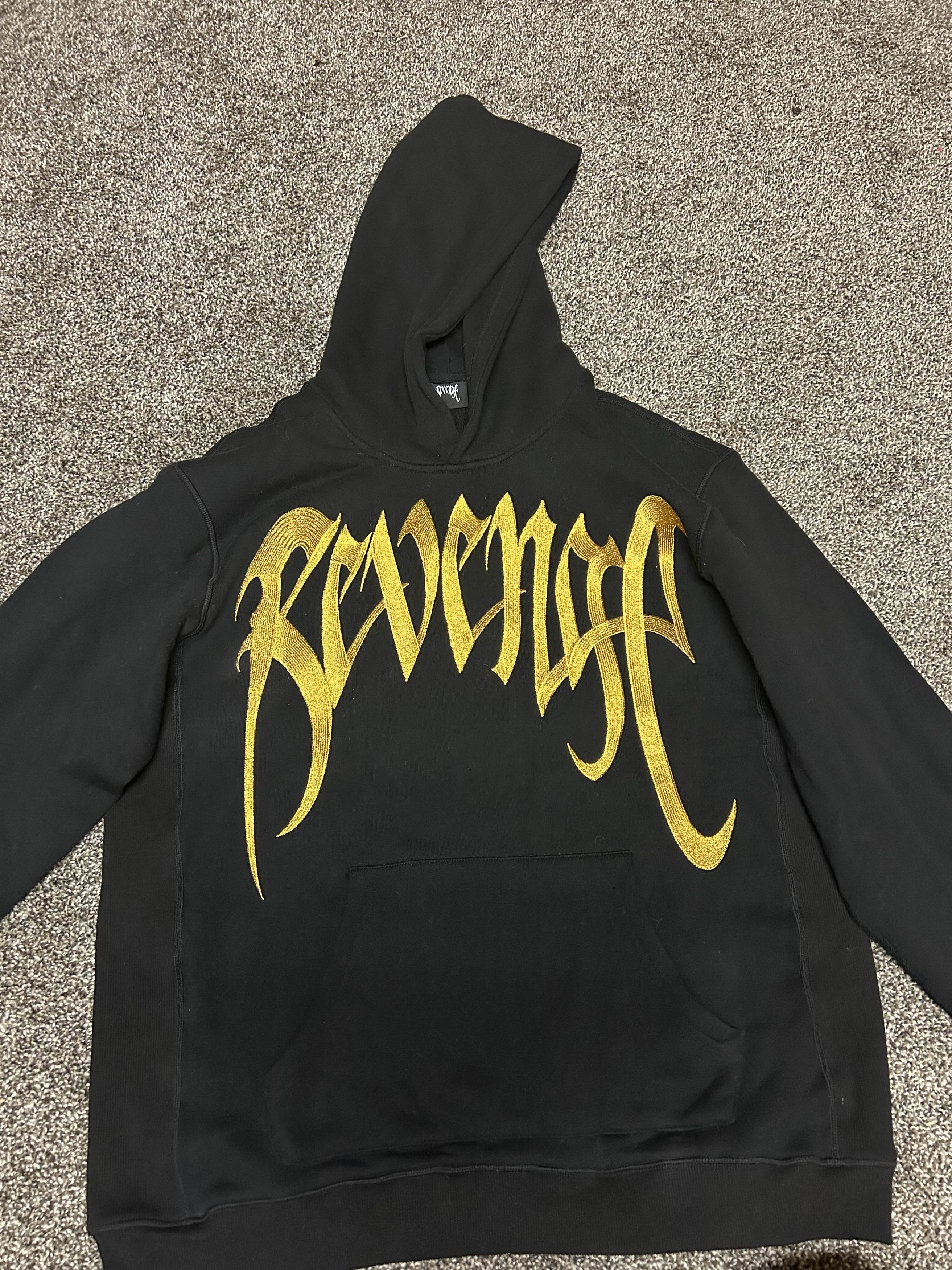 Revenge REVENGE GOLD EMBROIDERED HEAVYWEIGHT Size US L / EU 52-54 / 3 - 1 Thumbnail