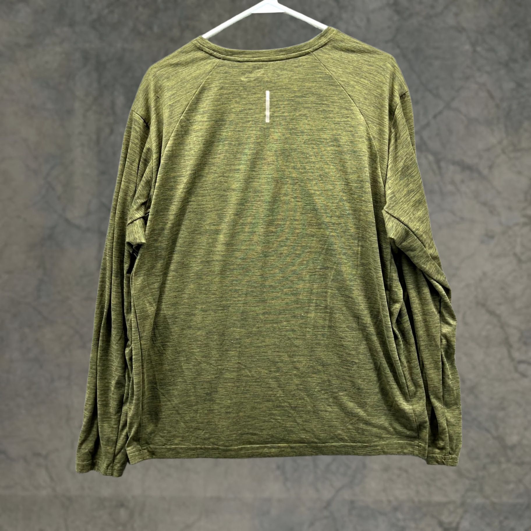 Vintage REI Shirt Men XL Heather Green Long Sleeve Crewneck Logo All Seasons T-Shirt Regular Size US XL / EU 56 / 4 - 1 Thumbnail