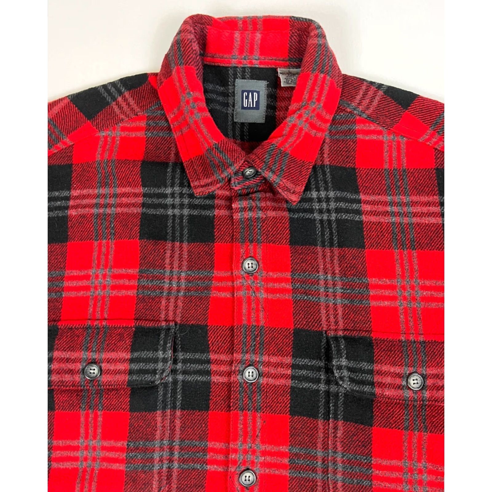 Gap VINTAGE Gap Men’s 90s Buffalo Plaid Button-Up Wool Blend Shirt L Red Plaid Parts Pockets 100% Wool? Size US L / EU 52-54 / 3 - 4 Thumbnail