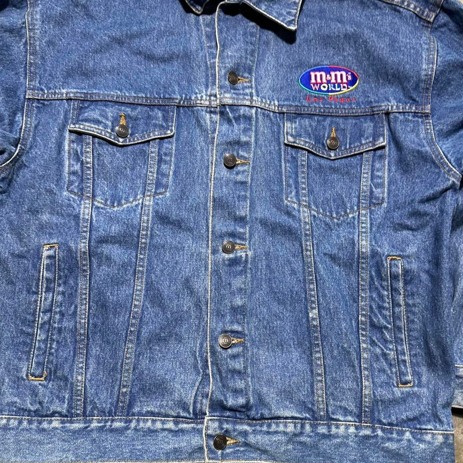 Hanes Vintage M&M's World Las Vegas Denim Jean Jacket Blue Coat Size US XL / EU 56 / 4 - 2 Thumbnail