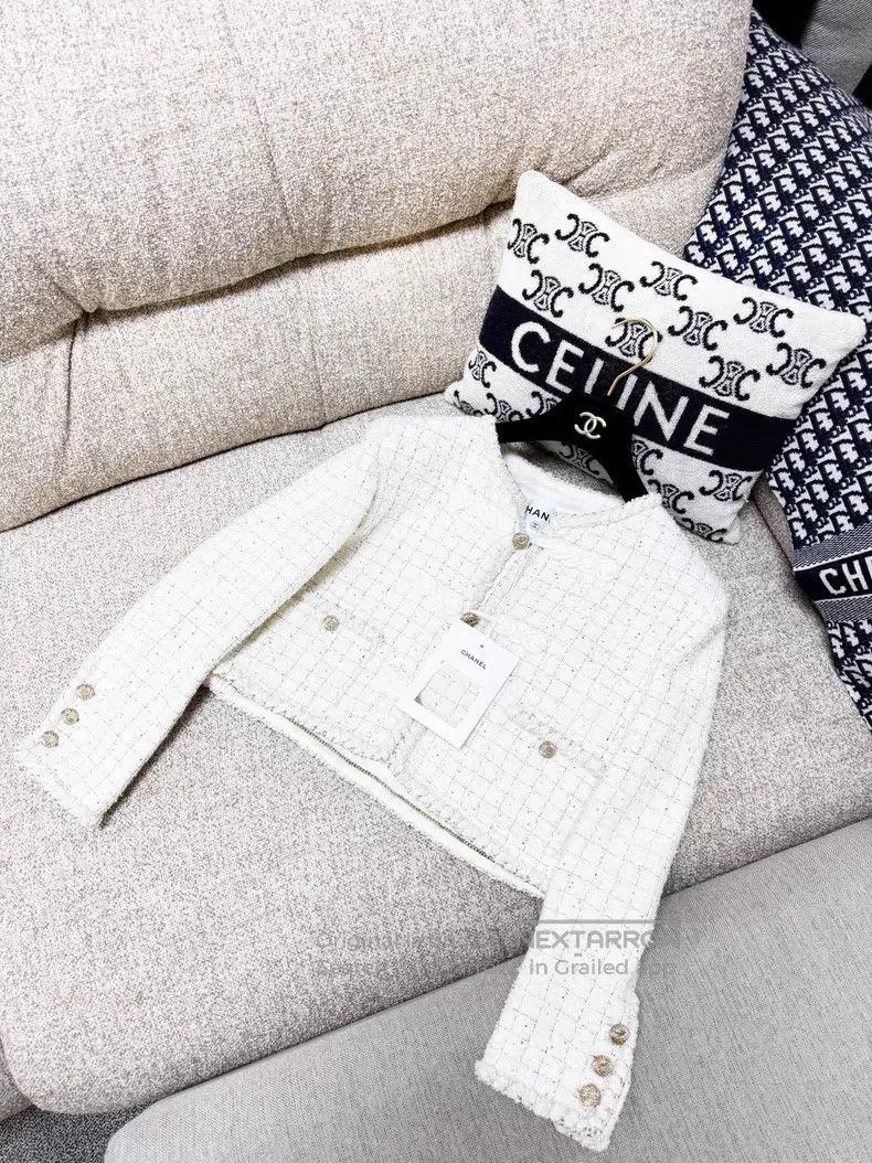Chanel Chanel Plate-button woven two-pocket plaid tweed long-slee Size XXS / US 00 / IT 34 - 2 Thumbnail
