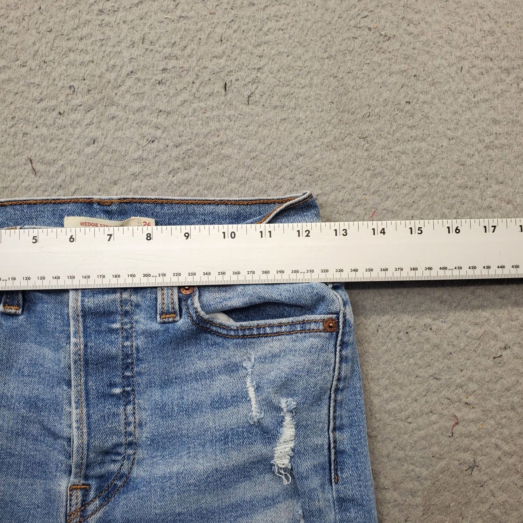 Levi's Levi's Jeans Womens Blue Wedgie Straight Distressed Button Fly Frayed Hem Size 26x28 Size 26" / US 2 / IT 38 - 6 Thumbnail