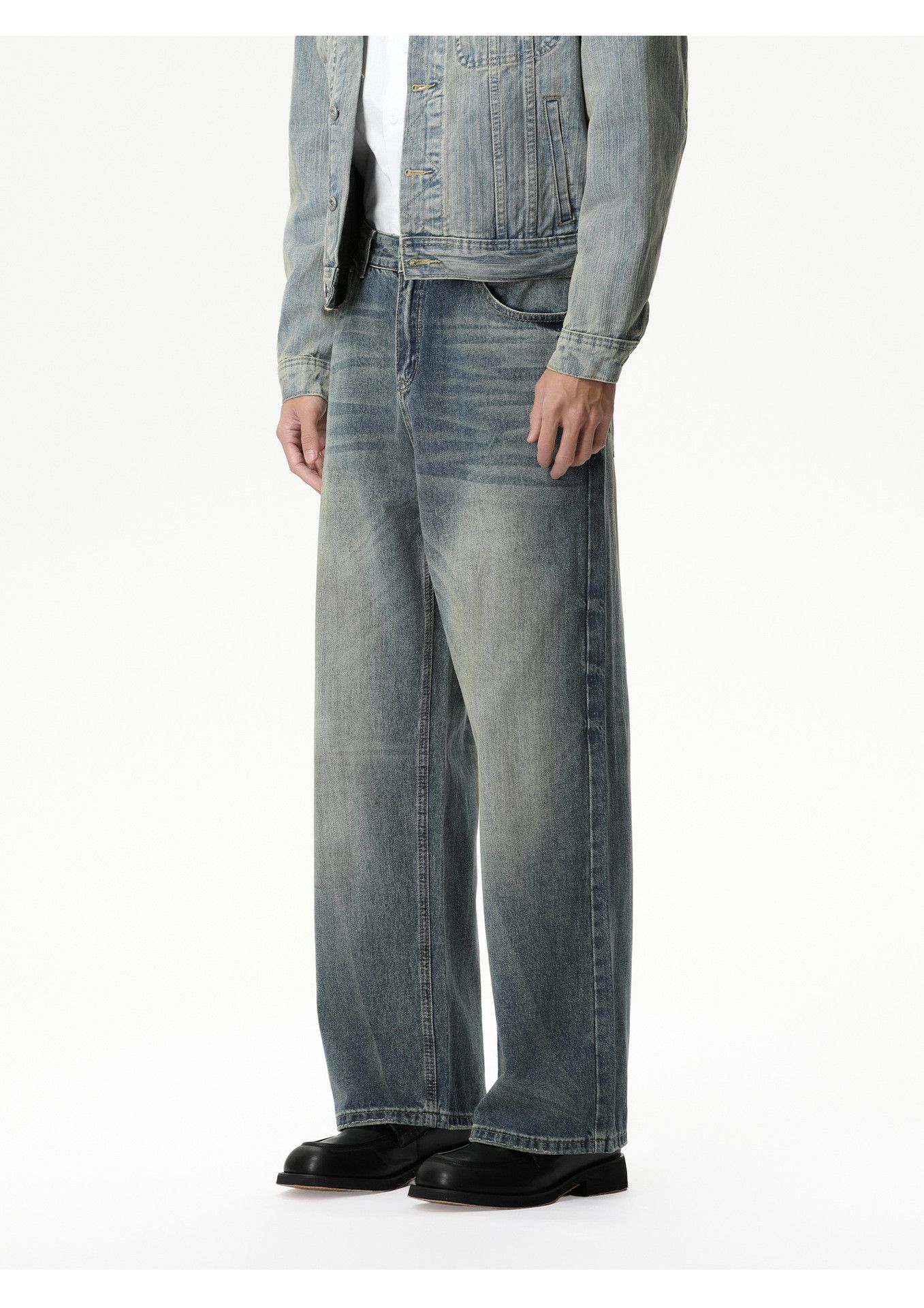 Vintage Men's American street whiskered straight loose washed jeans Size US 32 / EU 48 - 3 Thumbnail