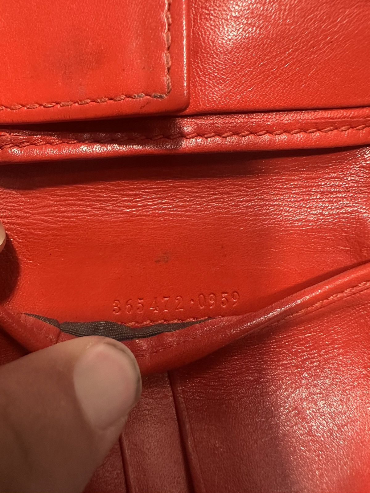 Gucci Gucci bifold leather wallet. Lightly used. Size ONE SIZE - 10 Thumbnail