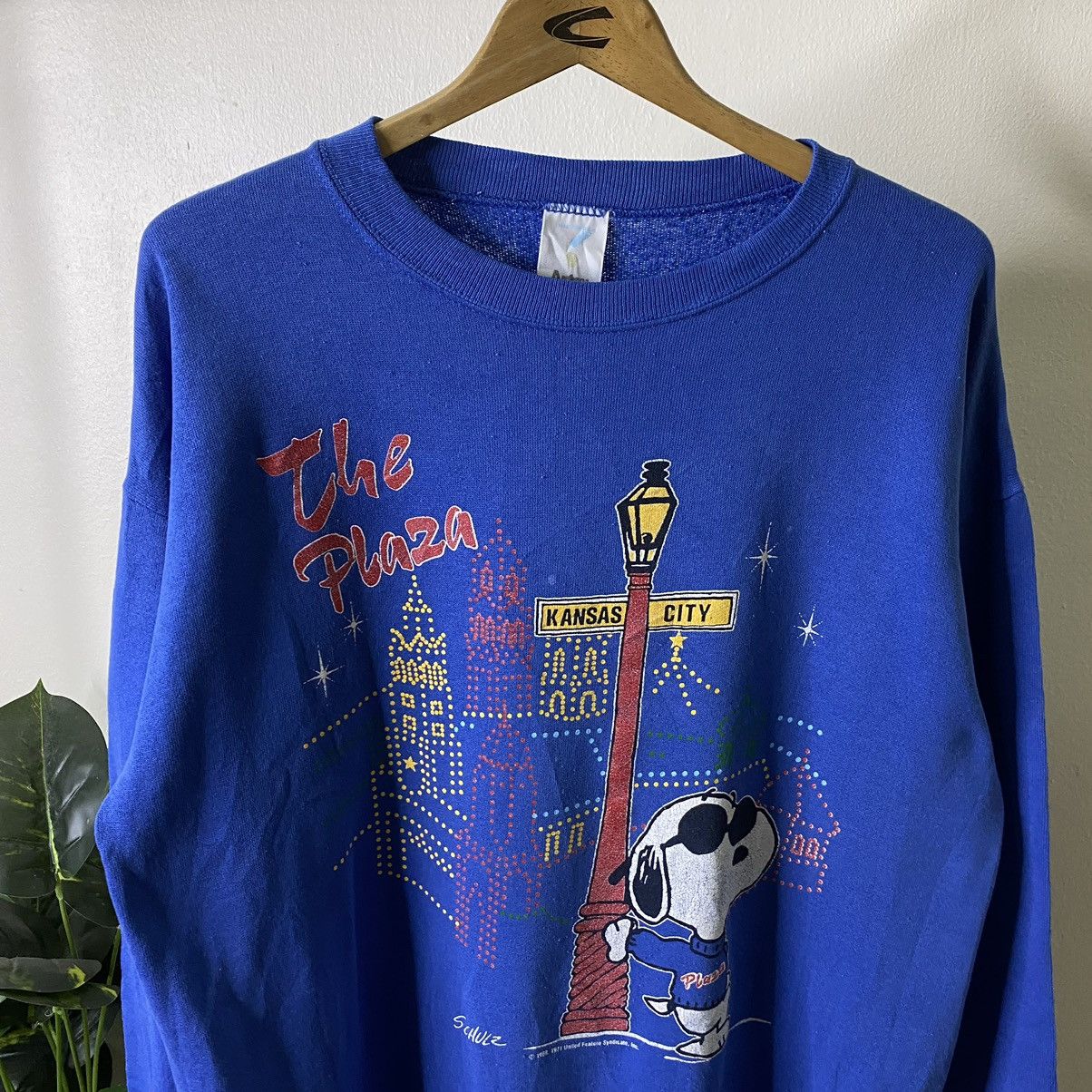 Cartoon Network Vintage 1990s Snoopy The Plaza Kansas City Sweatshirt Size US L / EU 52-54 / 3 - 2 Thumbnail
