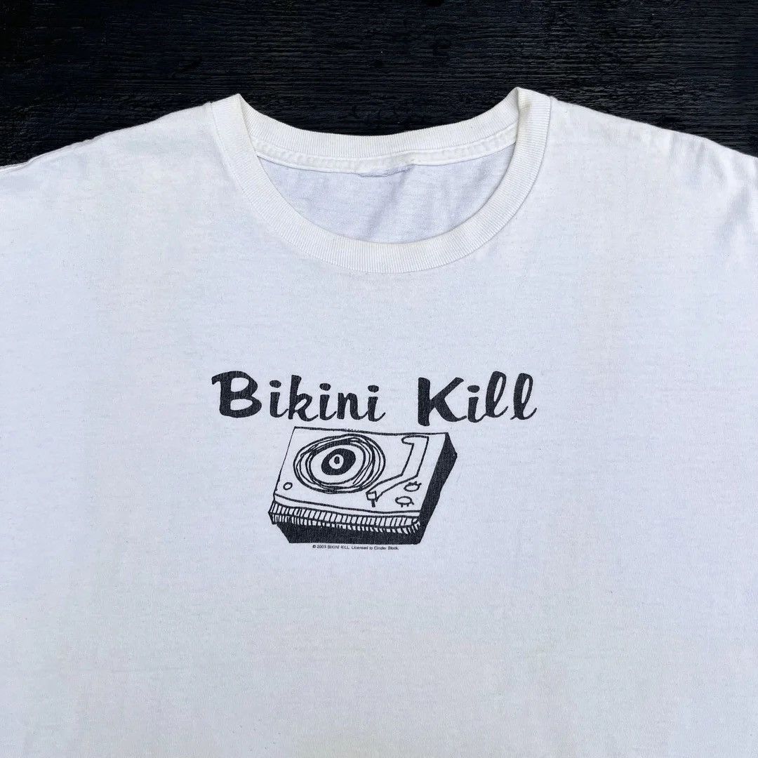 Band Tees Bikini Kill 2003 Vintage Band Tour Concert Rare T-Shirt Size US XL / EU 56 / 4 - 2 Thumbnail