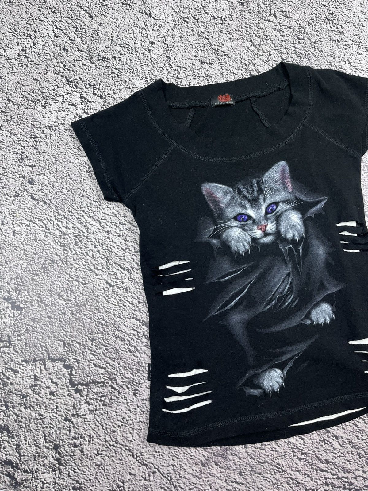 Japanese Brand Vintage Spiral Cat Distressed Gothic AvantGarde Top L Size L / US 10 / IT 46 - 2 Thumbnail