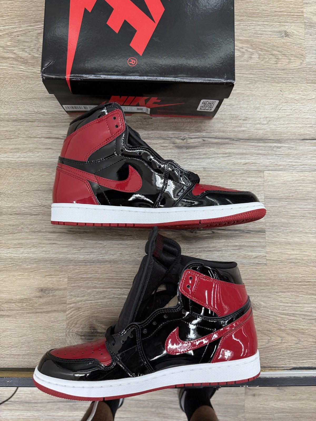 Jordan Brand Air Jordan Patent 1s Size US 10 / EU 43 - 2 Thumbnail