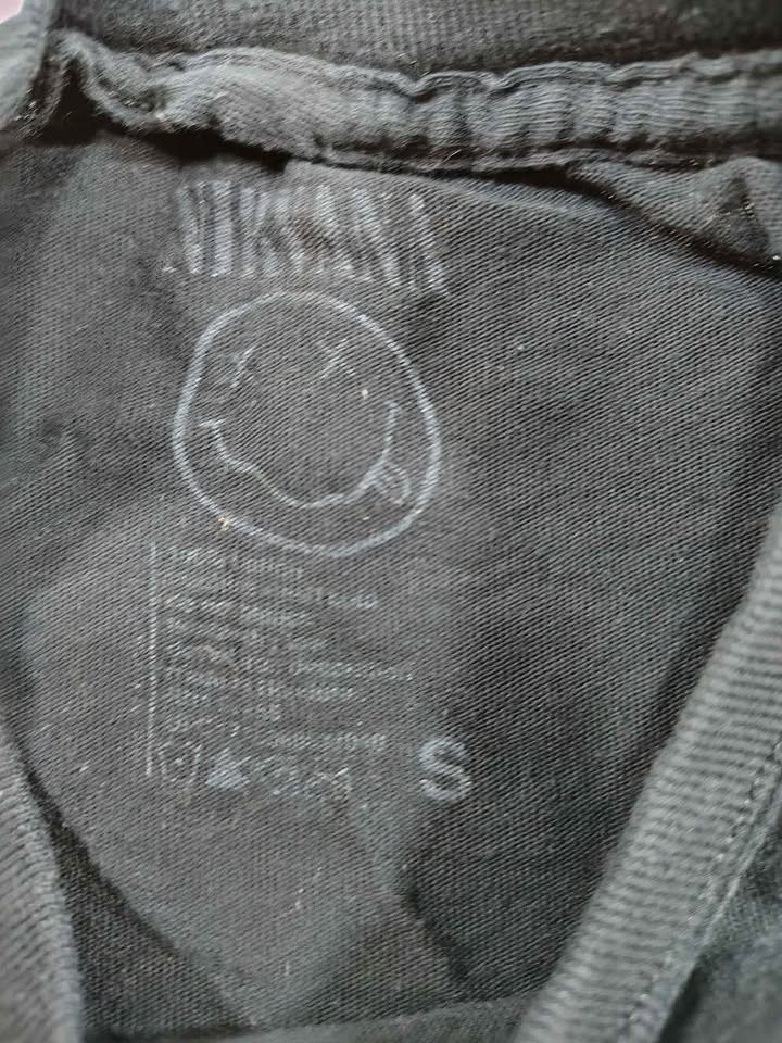 Other Vintage Nirvana Black & Yellow Smiley Face Band T-shirt Size US S / EU 44-46 / 1 - 2 Thumbnail
