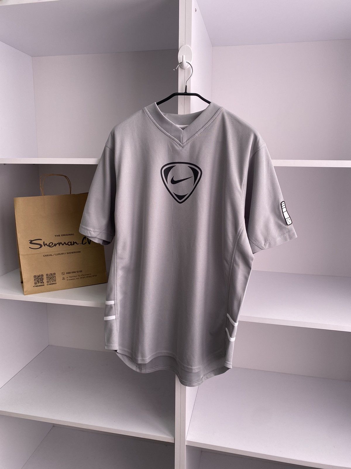 Nike × Vintage Vintage Nike Big Logo Grey Tee Size US XL / EU 56 / 4 - 3 Thumbnail