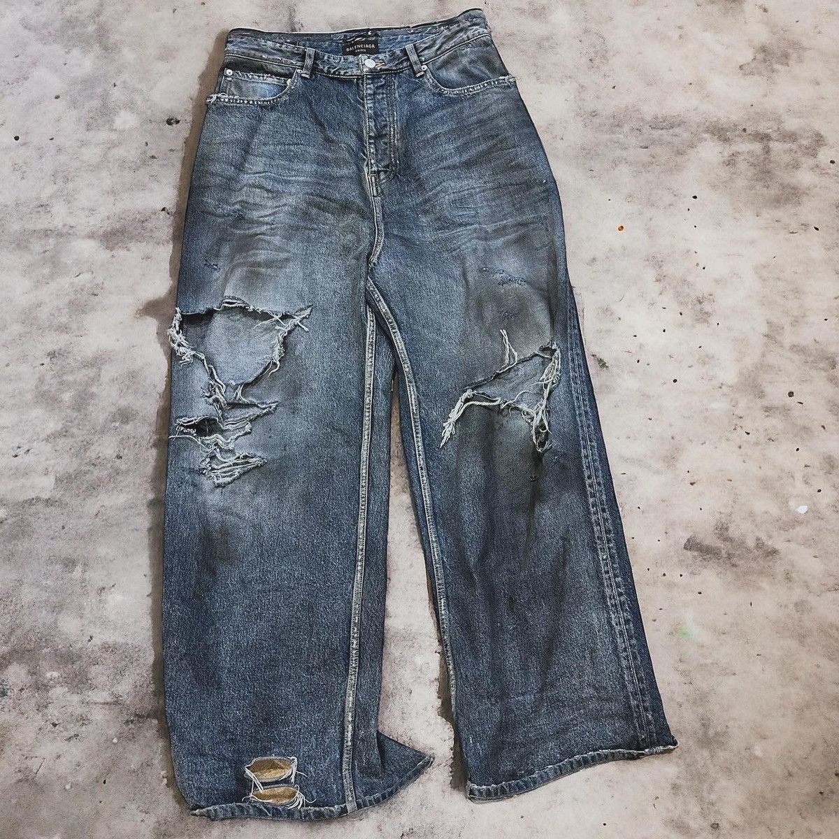 Balenciaga Balenciaga Mud Denim Blue Size US 31 - 1 Thumbnail