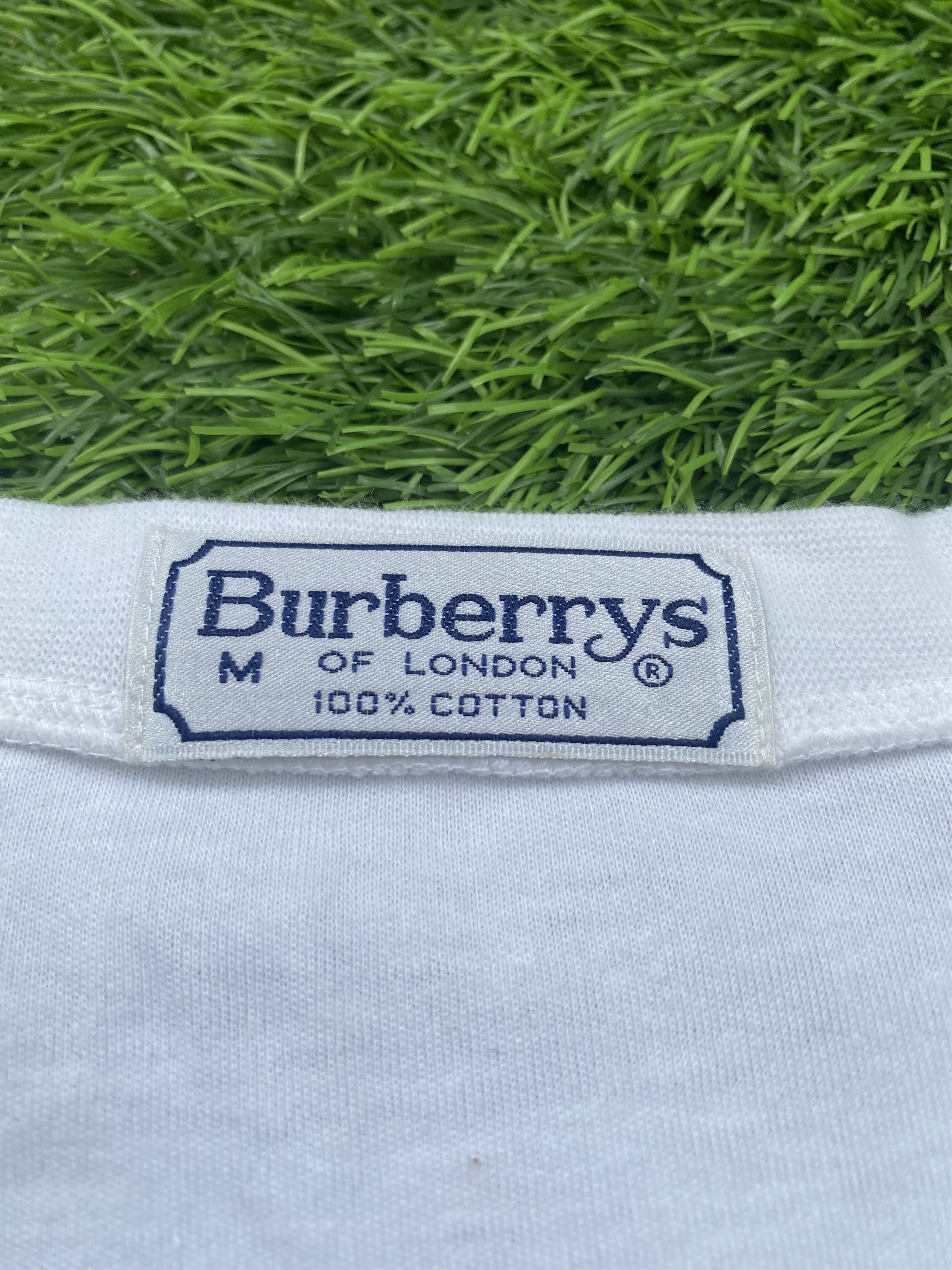 Burberry Vintage Burberry Spellout White Oversize Tees Size M / US 6-8 / IT 42-44 - 4 Thumbnail