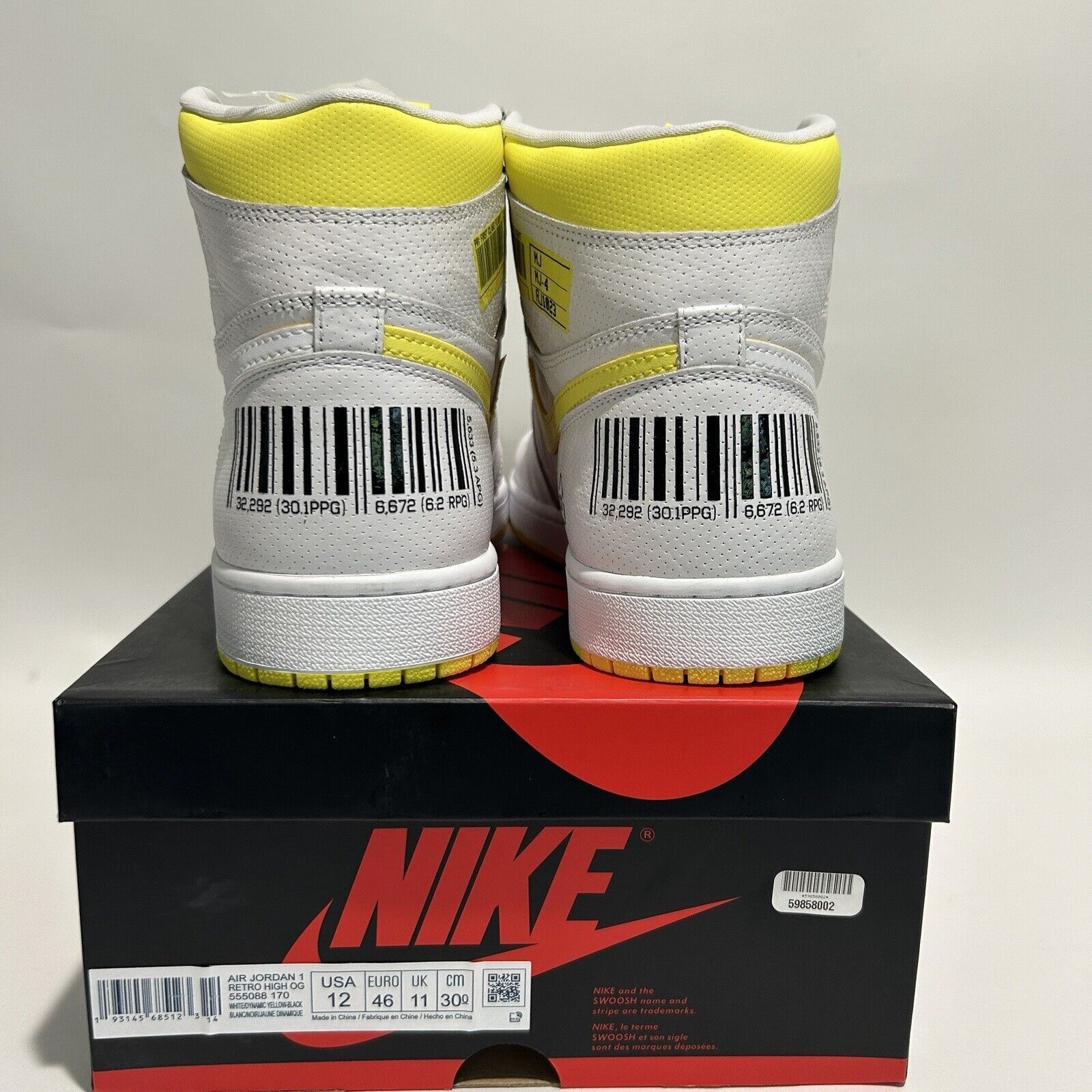 Nike Nike Air Jordan 1 High OG “First Class Flight” 2019 Size US 12 / EU 45 - 4 Thumbnail