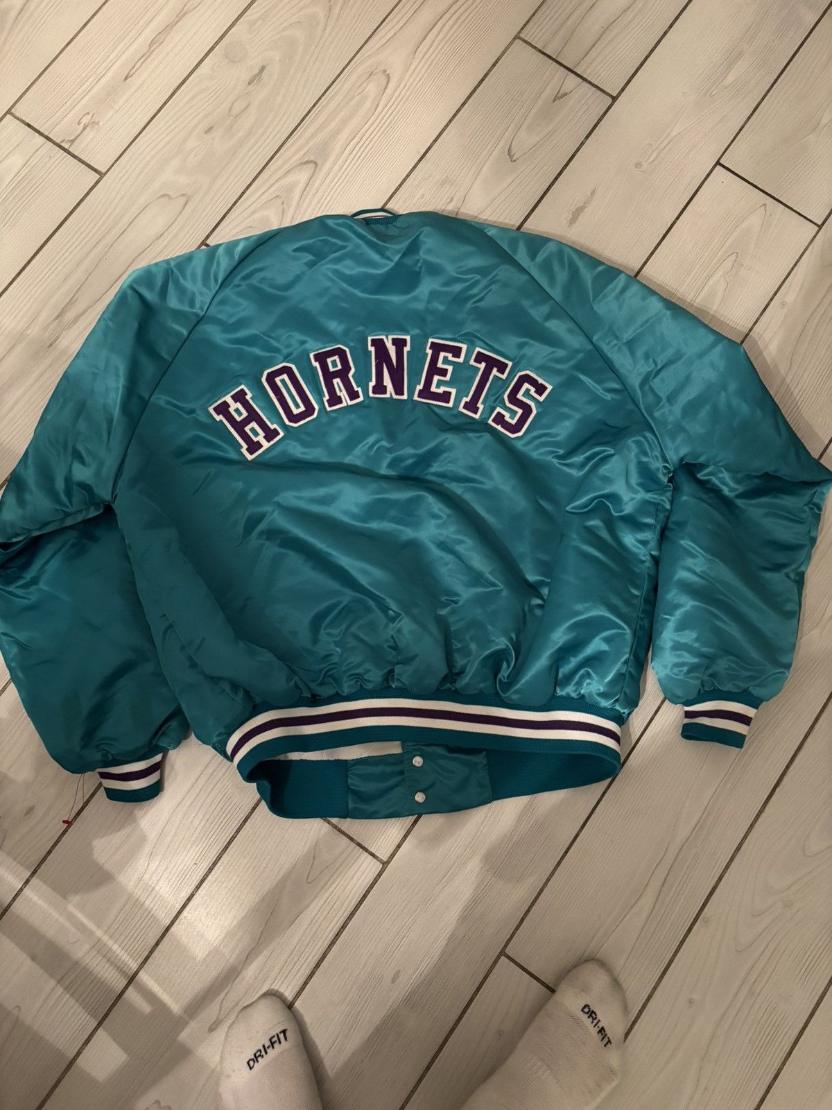 Vintage Rare Vintage 90s Charlotte Hornets Chalk Line All Over Print Size US XL / EU 56 / 4 - 2 Thumbnail