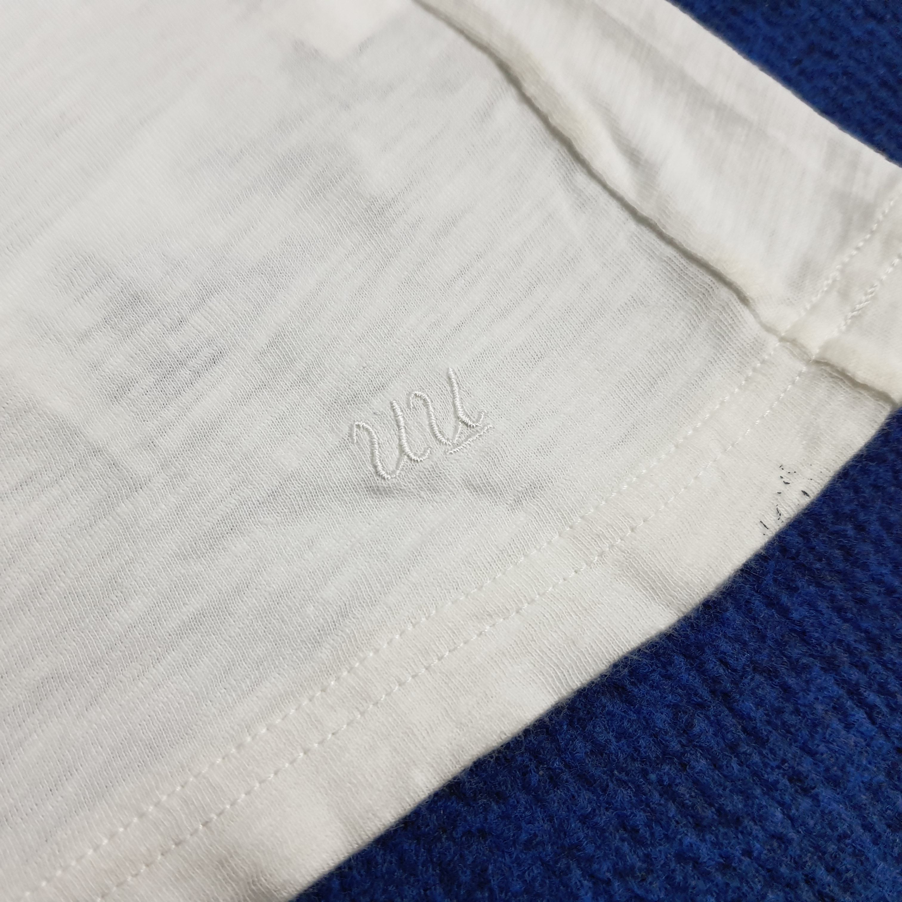 Japanese Brand × Jun Takahashi × Vintage Vintage Art Uniqlo Undercover by Jun Takahashi T-shirt Size US M / EU 48-50 / 2 - 6 Thumbnail