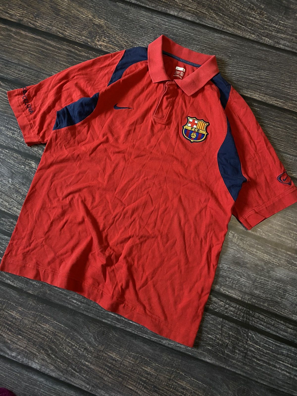 Nike Nike Barselona vintage shirt embroidered logo Size US L / EU 52-54 / 3 - 2 Thumbnail