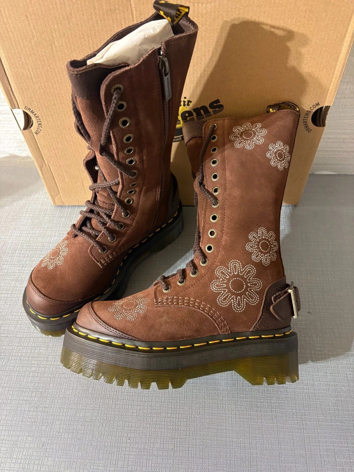 Dr. Martens DR. MARTENS 1B99 DUNNET FLOWER E.H Suede PLATFORM BOOTS Size US 11 / IT 41 - 3 Thumbnail