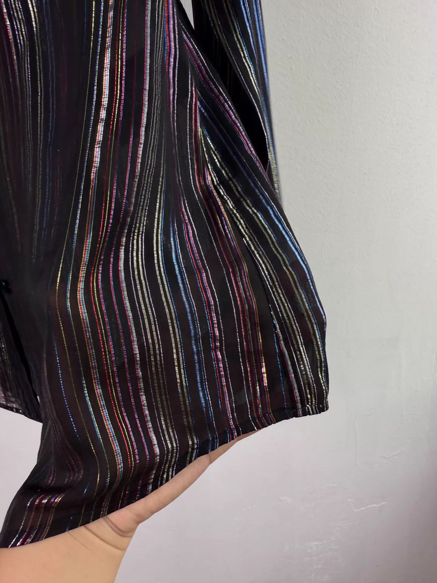 Saint Laurent Paris Saint Laurent 91% Silk 9% Metallic Shirt M Size M / US 6-8 / IT 42-44 - 5 Thumbnail