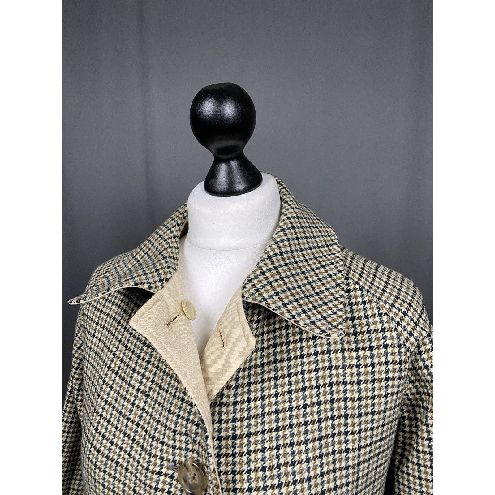 Burberry Burberry Women's Beige / Green Reversible Wool Coat Size 16 Size XL / US 12-14 / IT 48-50 - 11 Thumbnail