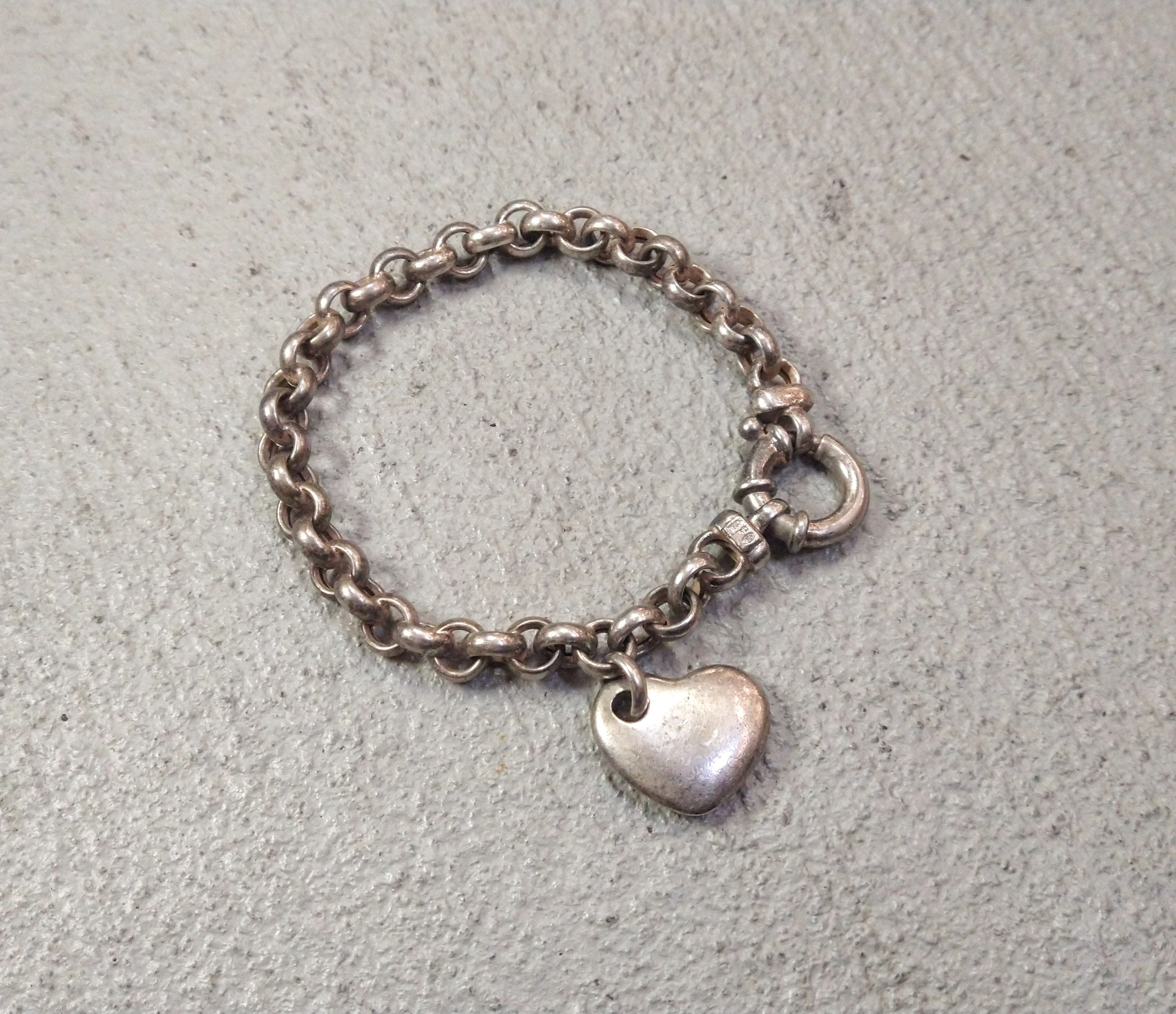 Jewelry Vintage Sterling Silver Bracelet Heart Round Italy 7.75" Y2K Size ONE SIZE - 1 Thumbnail