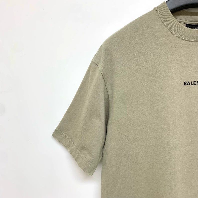 Balenciaga Balenciaga Short Sleeve Tee Size US XS / EU 42 / 0 - 5 Thumbnail