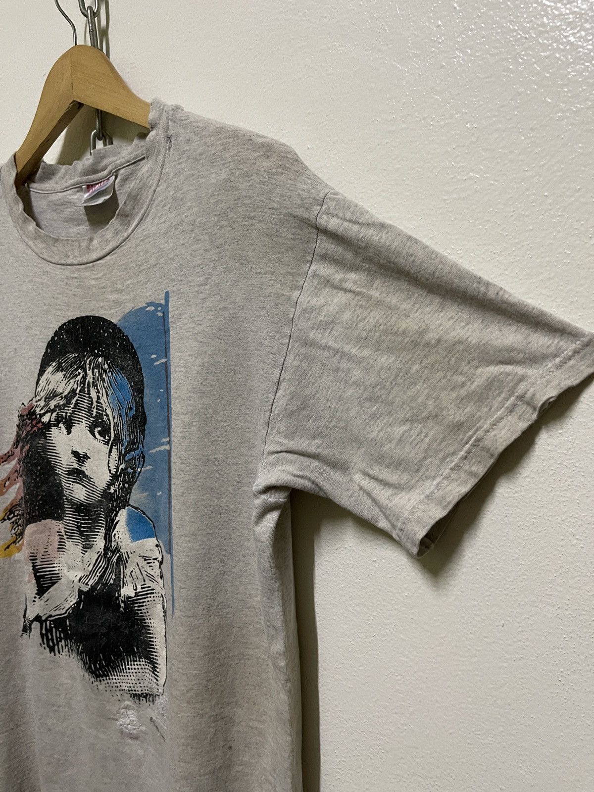 Vintage Les Miserables T Shirt Vintage Distressed Size US M / EU 48-50 / 2 - 10 Thumbnail