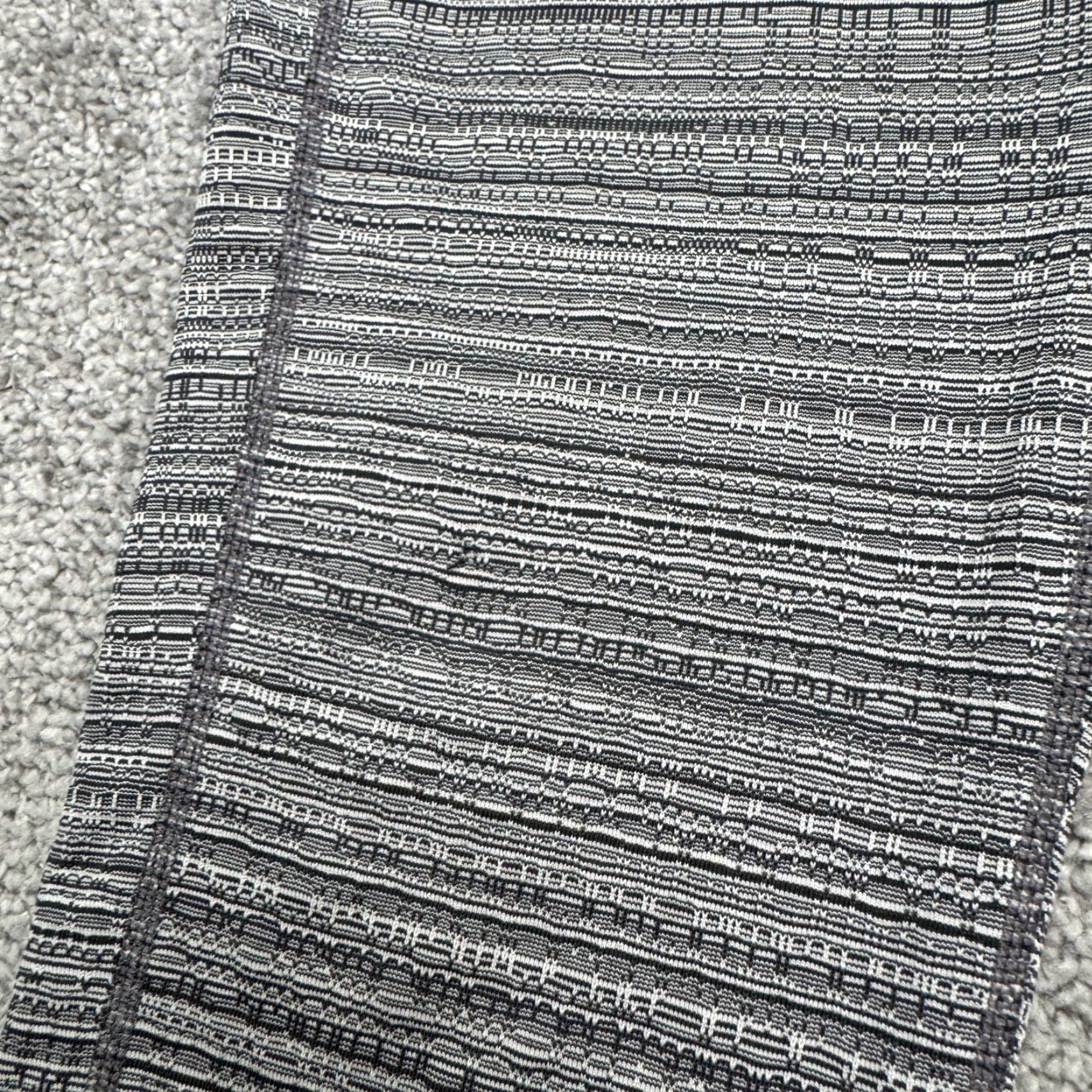 Athleta Athleta Leggings Womens Small Gray Geometric Active Yoga Compression Space Dye Size 28" / US 6 / IT 42 - 5 Thumbnail