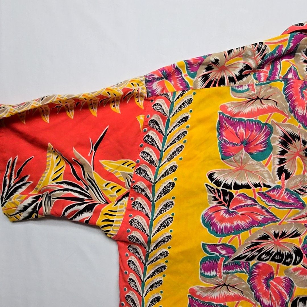 Generra Vintage Hawaiian Shirt Floral Red Rayon L Button Up Size US L / EU 52-54 / 3 - 11 Thumbnail