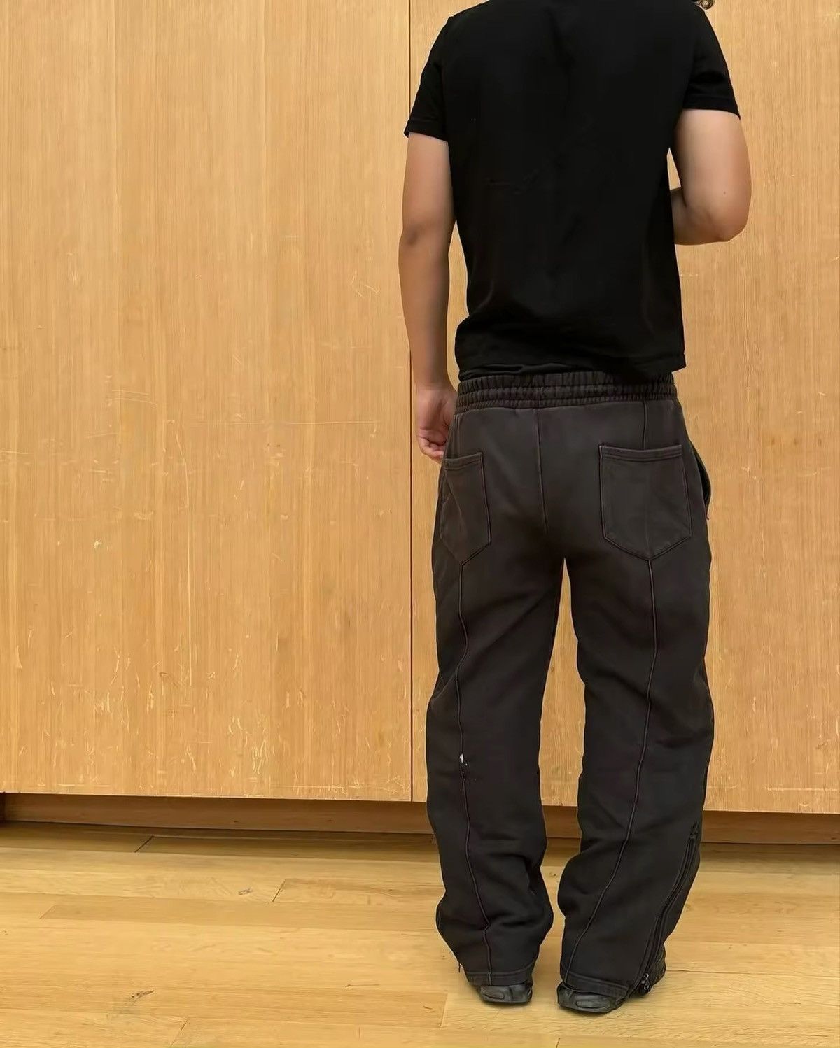 Japanese Brand × Other Embroidered Wideleg Sweatpants Size US 28 / EU 44 - 3 Thumbnail