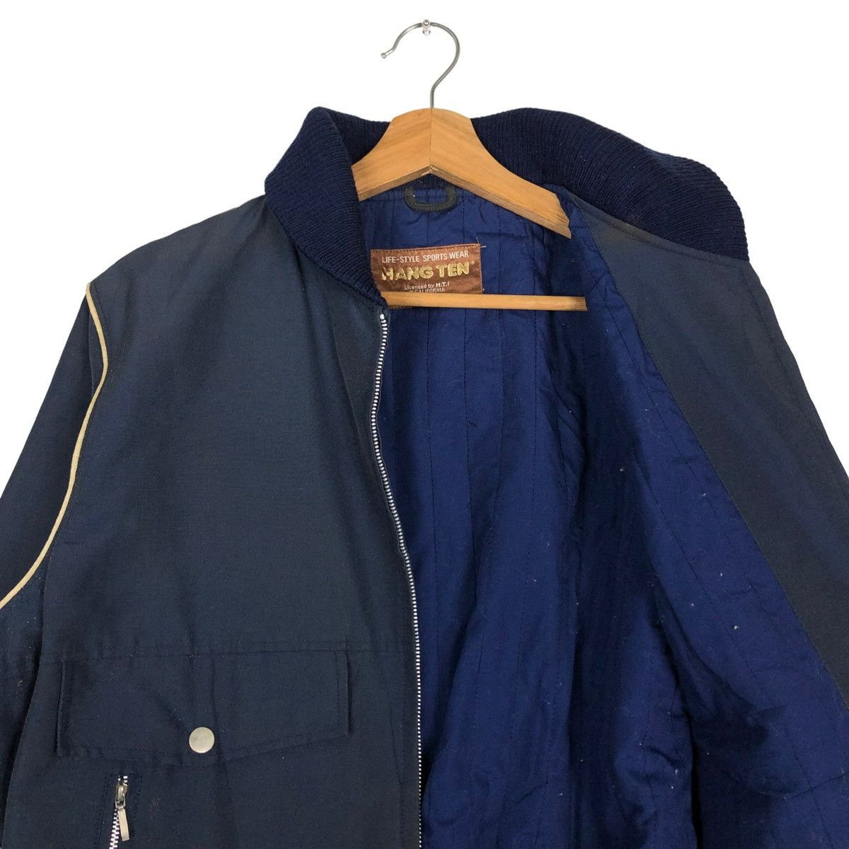 Japanese Brand 🔥VINTAGE BOMBER JACKET MA-1 DESIGN HANG TEN ISSEY MIYAKE Size US M / EU 48-50 / 2 - 11 Thumbnail