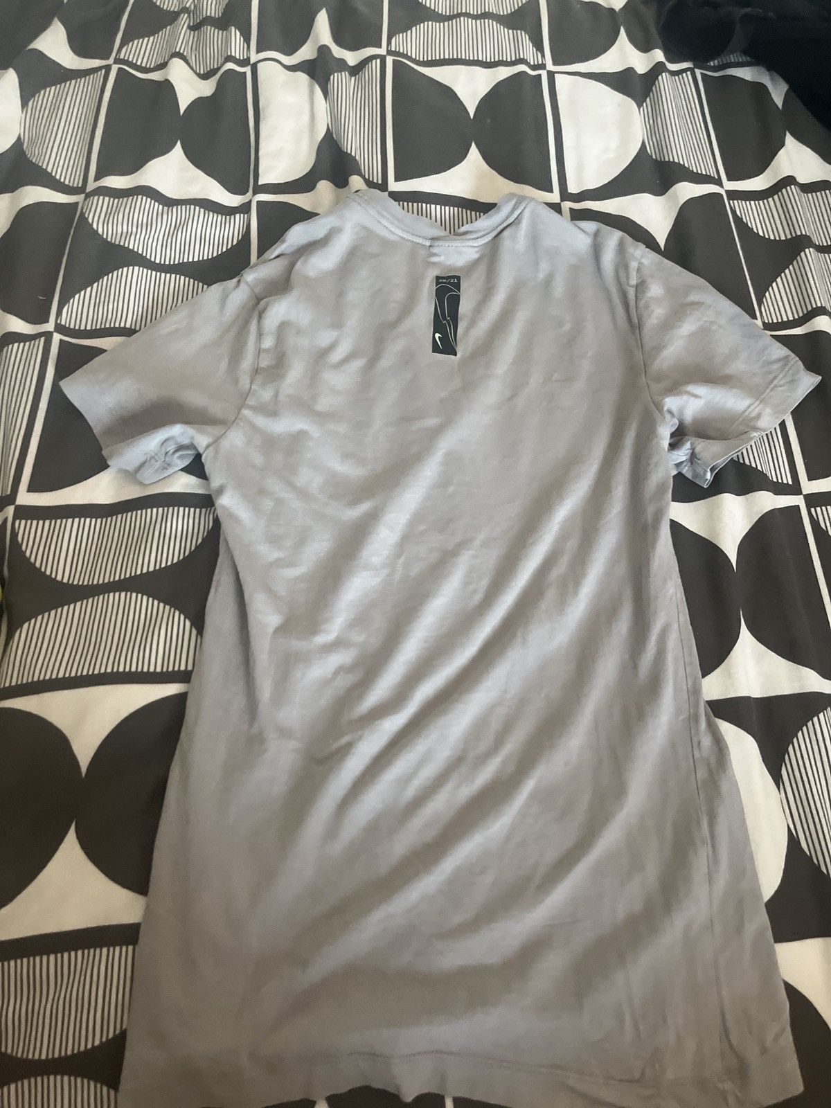 Nike Nike short sleeved shirt Size US S / EU 44-46 / 1 - 2 Thumbnail