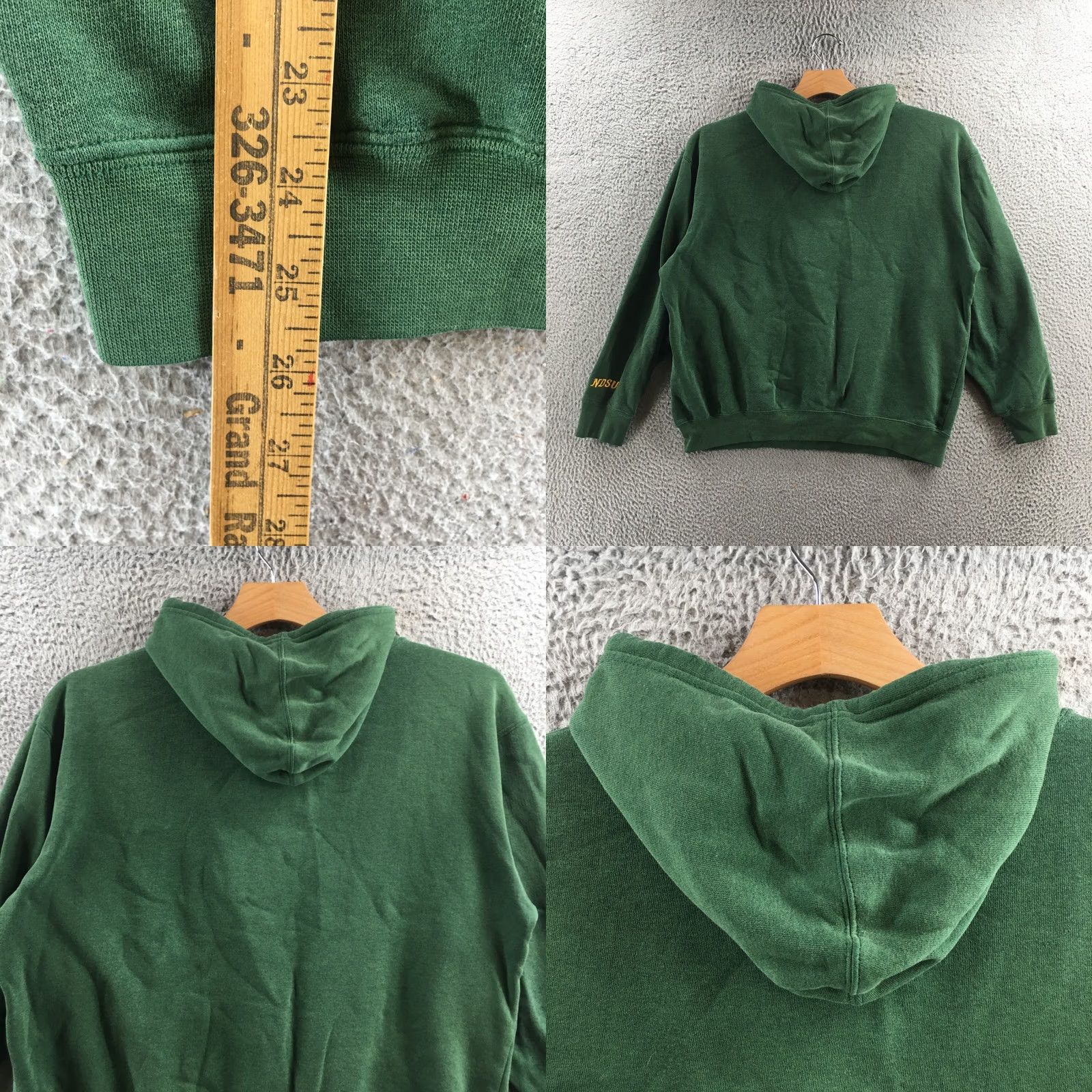 Vintage NDSU Bison Sweatshirt Mens Large Green Yellow Pullover Hooded BISON Applique Size US L / EU 52-54 / 3 - 8 Thumbnail