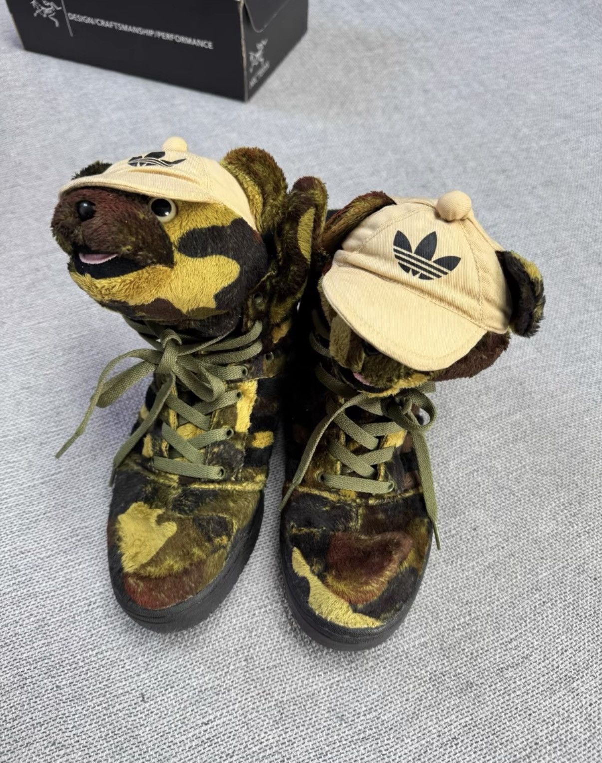 Adidas Adidas Jeremy Scott Wings Bear camouflage bear design K37 Size US 9.5 / EU 42-43 - 9 Thumbnail