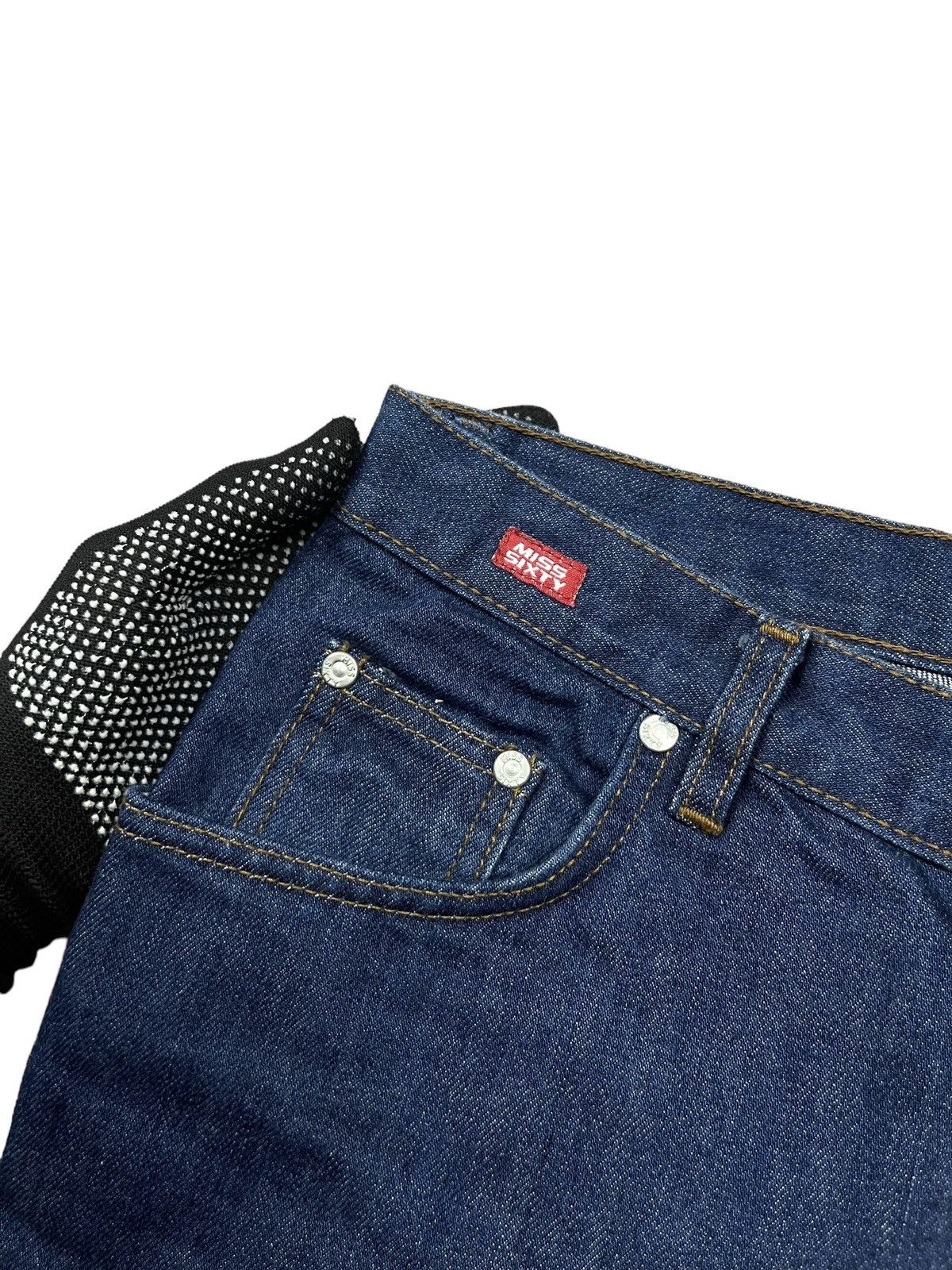 Vintage Vintage 90s Miss Sixty Flared Jeans Italy y2k Denim Size 32" / US 10 / IT 46 - 8 Thumbnail