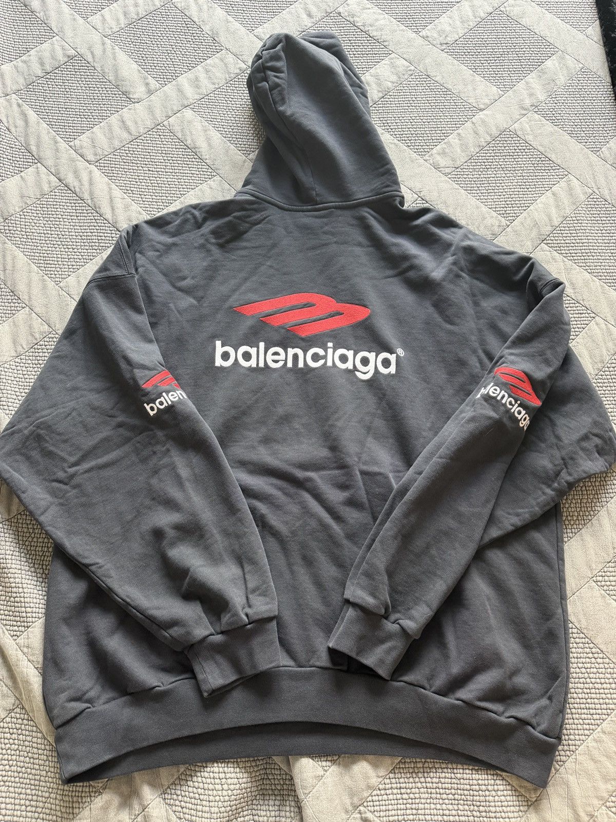 Balenciaga Balenciaga 3B Hoodie Size US L / EU 52-54 / 3 - 7 Thumbnail