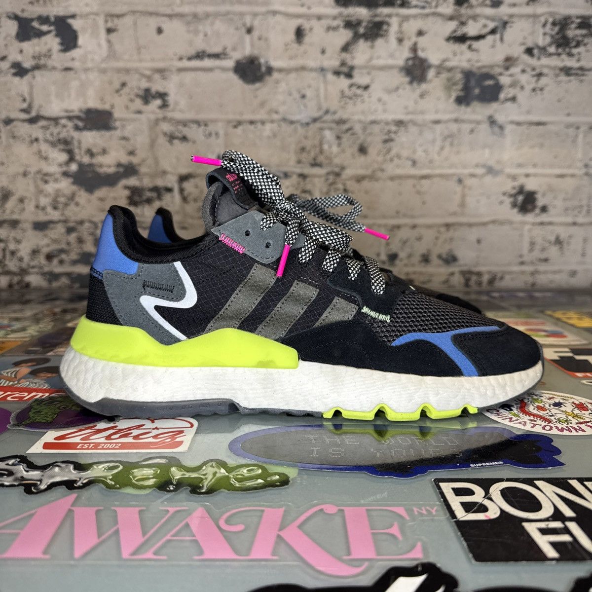 Adidas × Sneakersnstuff Adidas Nite Jogger Size 9.5 EE9462 SNS Exclusive Black Used Size US 9.5 / EU 42-43 - 3 Thumbnail