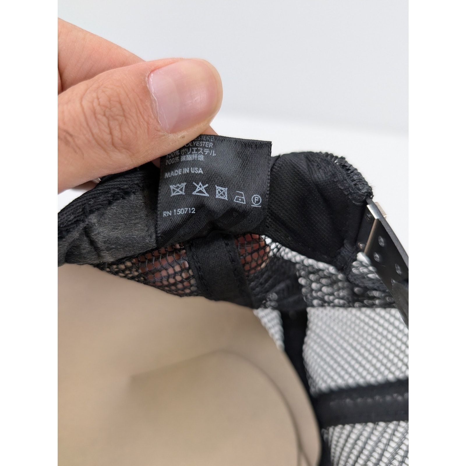 Amiri o1rshd1 Q:2 / Core Logo Trucker Cap / Hat in Black/White Size ONE SIZE - 15 Thumbnail