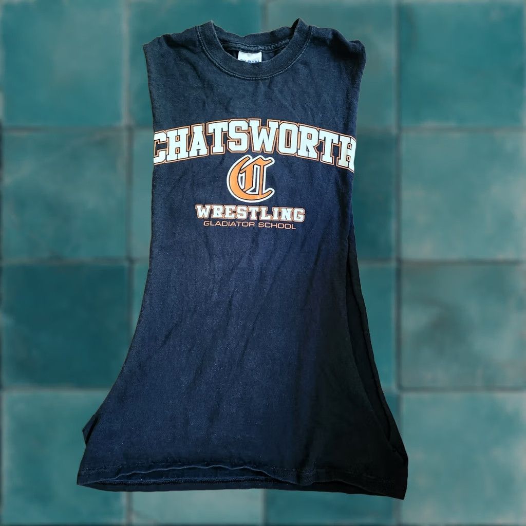 Gildan Chatsworth Gladiator School Junior Open Sides Tank Top Black Cotton Teen Small Sleeveless T-Shirt Gildan Regular Mens? Size US S / EU 44-46 / 1 - 1 Thumbnail