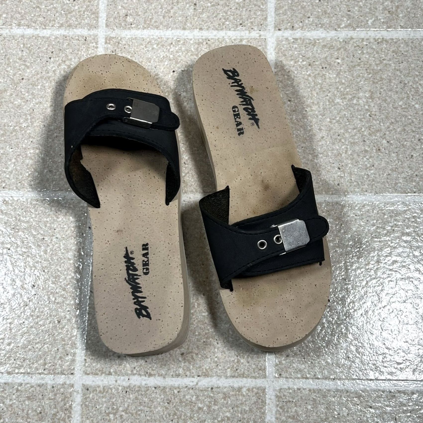 Vintage Baywatch Gear Sandals Women Sandal 7 Black Flip Flop Synthetic Unbranded Shoes Mens? Size US 7 / IT 37 - 5 Thumbnail