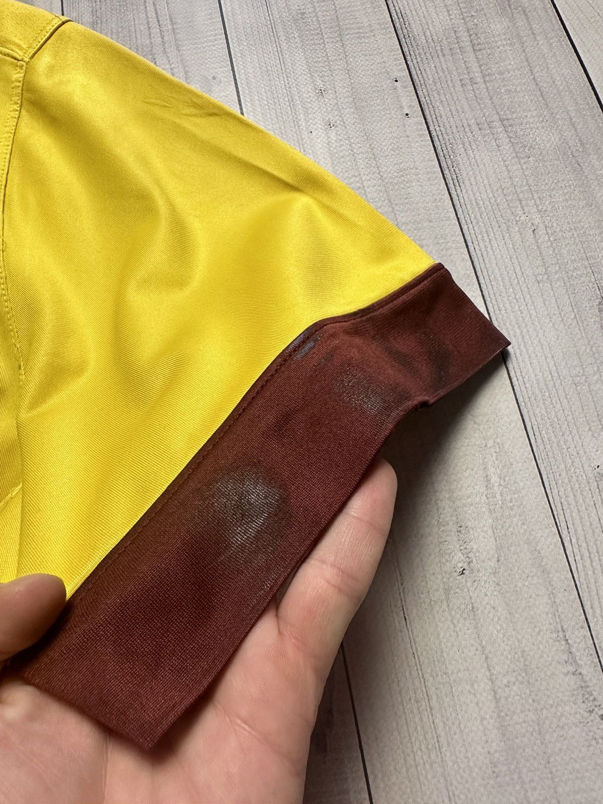 Vintage Vintage Nike Arsenal soccer jersey size XXL yellow rare Size US XXL / EU 58 / 5 - 12 Thumbnail