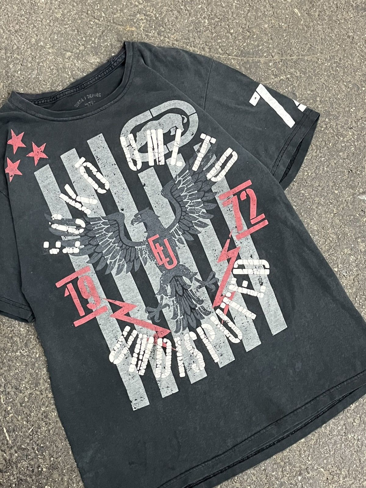 Ecko Unltd. × Vintage Ecko y2k faded tee skater hype rare emo goth grunge Size US M / EU 48-50 / 2 - 3 Thumbnail