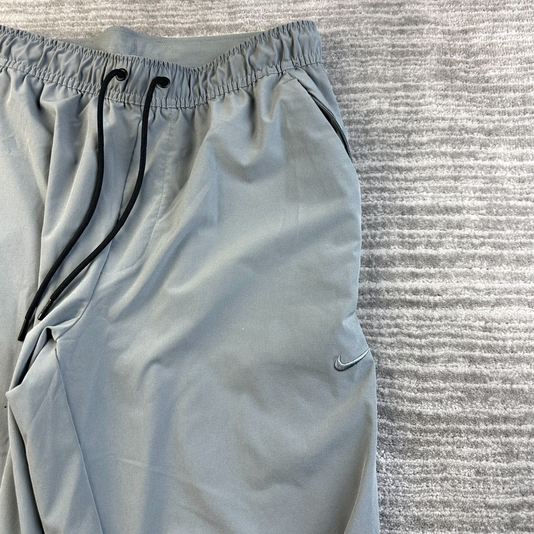 Nike Nike Pro Pants Mens M Activewear Sweatpants Pockets Elastic Waist Gray Polyester Regular Fit Vintage No Size US 31 - 4 Thumbnail