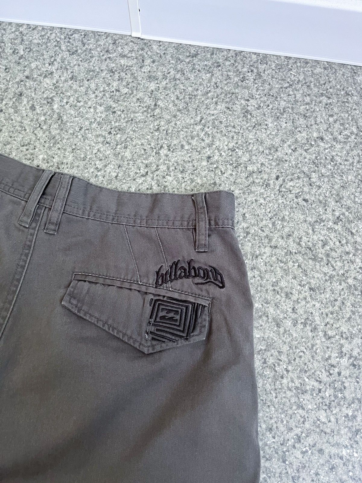 Billabong × Vintage VINTAGE BILLABONG SKATEBOARDING SHORTS SIZE 32 Size US 32 / EU 48 - 8 Thumbnail